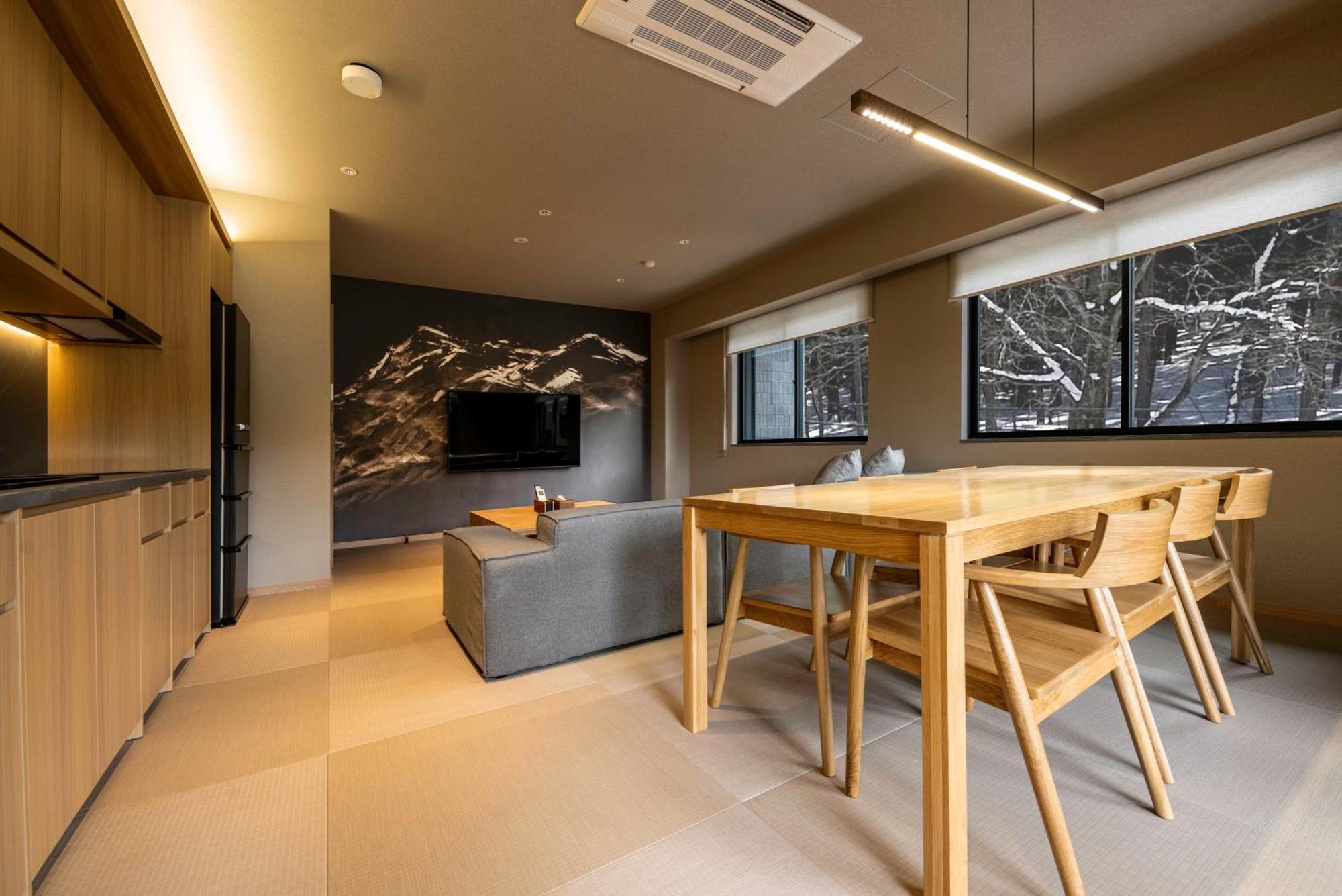 Ski Inn Hakuba, Iwatake Luaran gambar